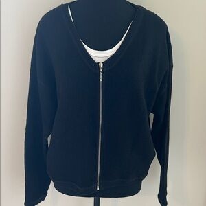 Cropped Black 100% Wool V-Neck Zip Cardigan